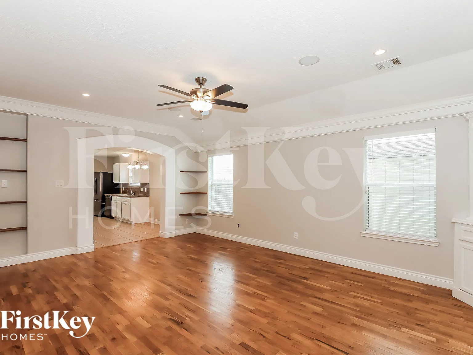 3 bed, 2.0 bath, 1250 sqft, $1,890 — Photo 4