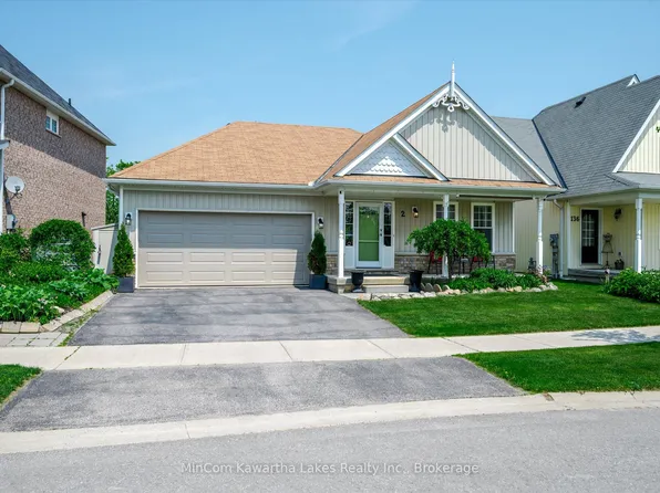 2 Peace Cres, Peterborough, ON K9H 0C1