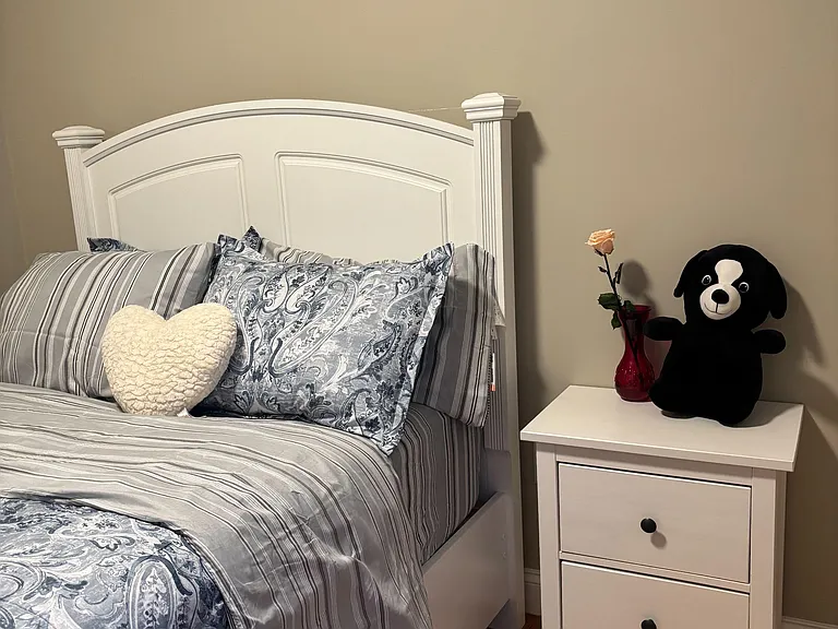 Double Bed in Private Bedroom