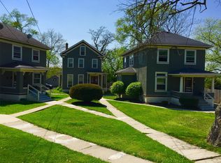 330 Raymond St #4, Elgin, IL 60120