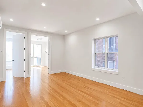250 Lenox Rd, Brooklyn, NY