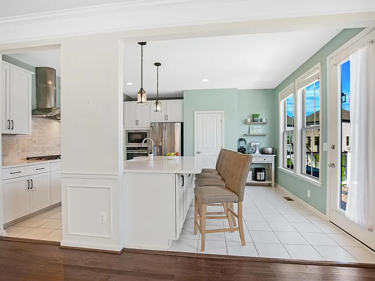 42526 Oxford Forest Cir — Photo 11