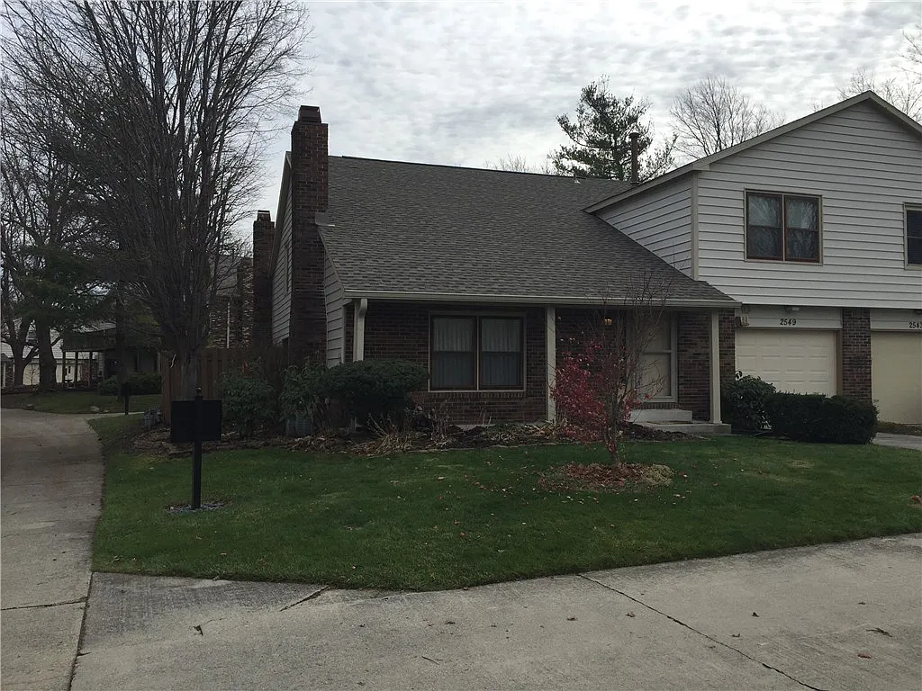 2549 Brewster Rd photo 1