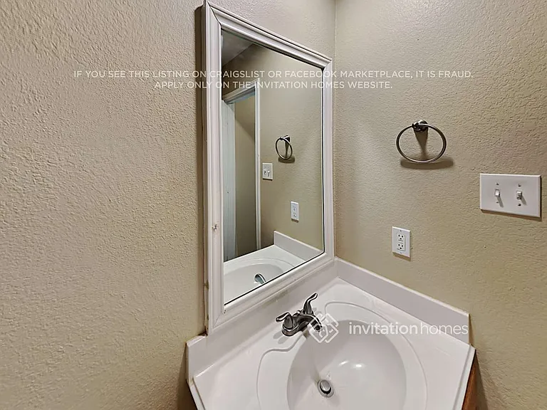 7247 Enchanted Creek Dr — Photo 18