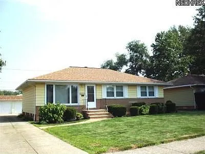 7319 Oakwood Rd photo 1