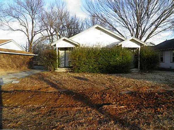 117 N Center Ave, Shawnee, OK 74801