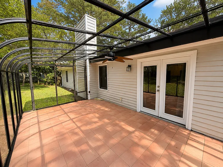 1710 Underwood Dr SE — Photo 22