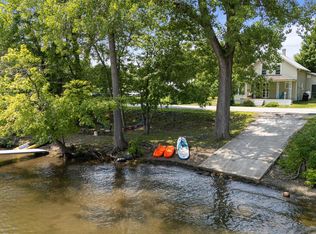 72 Poor Farm Rd, Alburgh, VT 05440