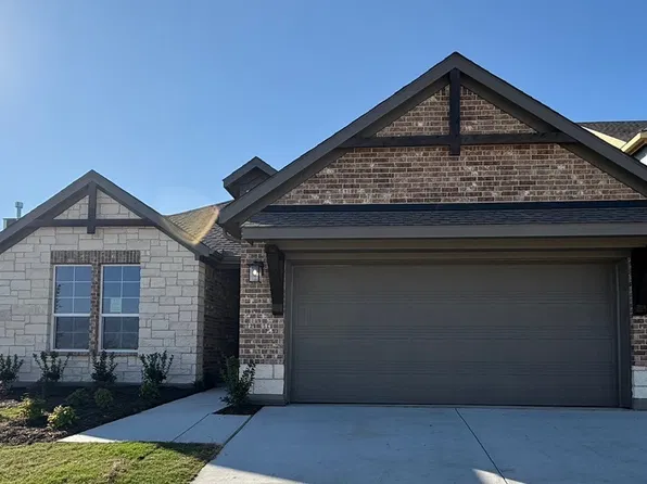 10145 Birchpoint Dr, Wht Settlemt, TX 76108