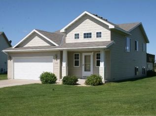 6347 Cape West Ct, Saint Cloud, MN 56303