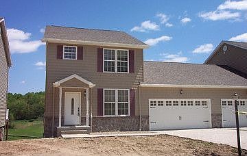 2nd image of 2 Hall Valley Ct