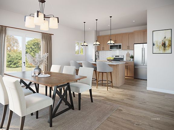 3rd image of 5204 Foothill Dr #34