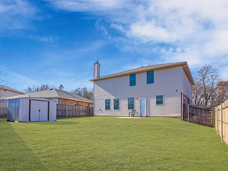 1312 Annalea Dr — Photo 37