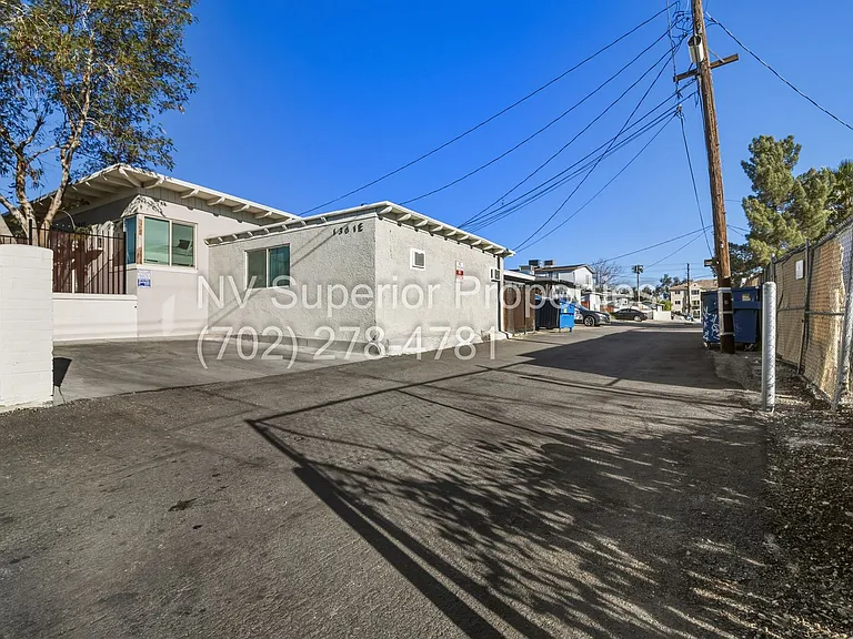 1301 E Ogden Ave #E — Photo 20