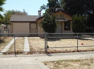 3320 E Montecito Ave, Fresno, CA 93702
