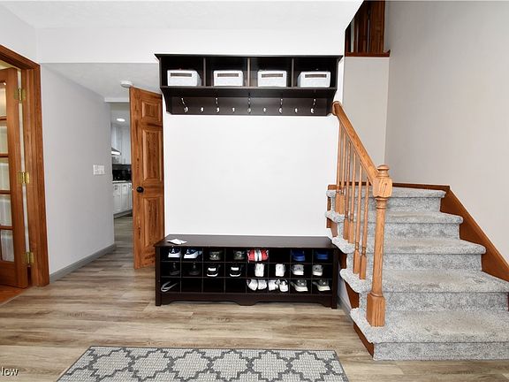 3rd image of 519 Quail Run Dr