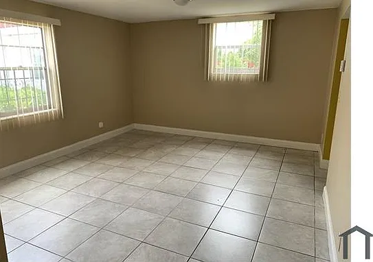 3 bed, 1800 sqft, $2,400 — Photo 3
