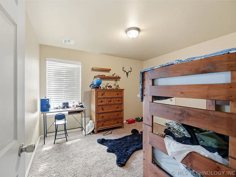 1407 W Haskell St — Photo 16