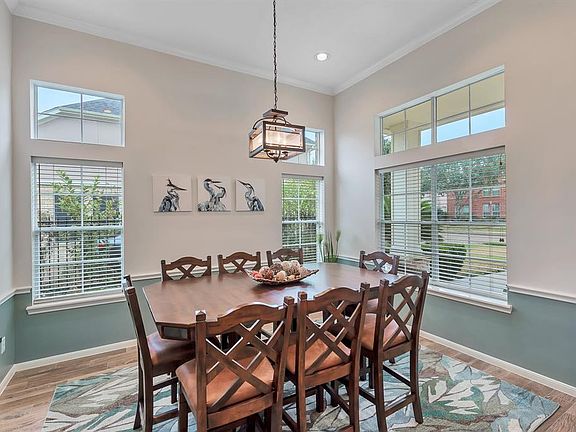 5th image of 1622 Crescent Oak Dr