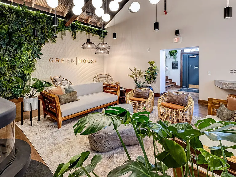 GreenHouse Short North — Photo 13