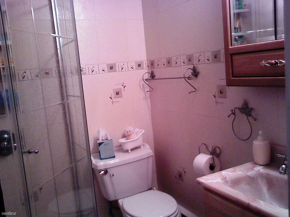 apt2-Bath-918 (2019_09_14 02_05_29 UTC)