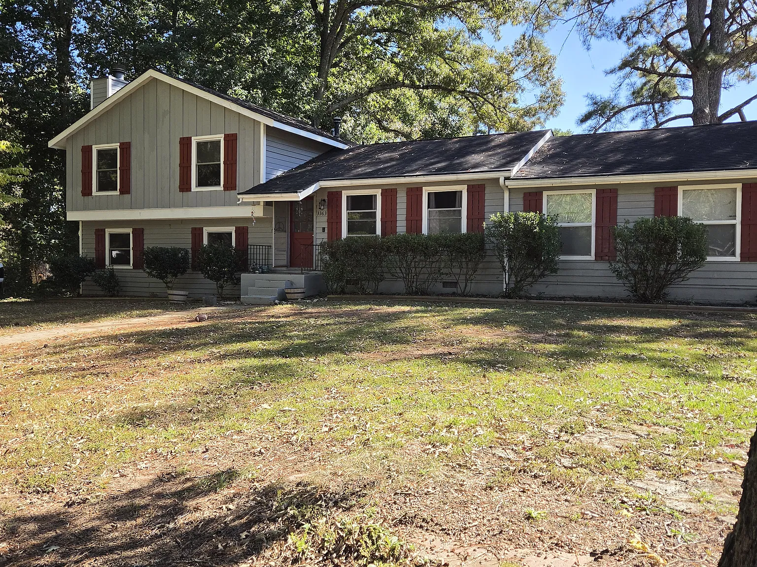 4 bed, 1202 sqft, $2,200 — Photo 1