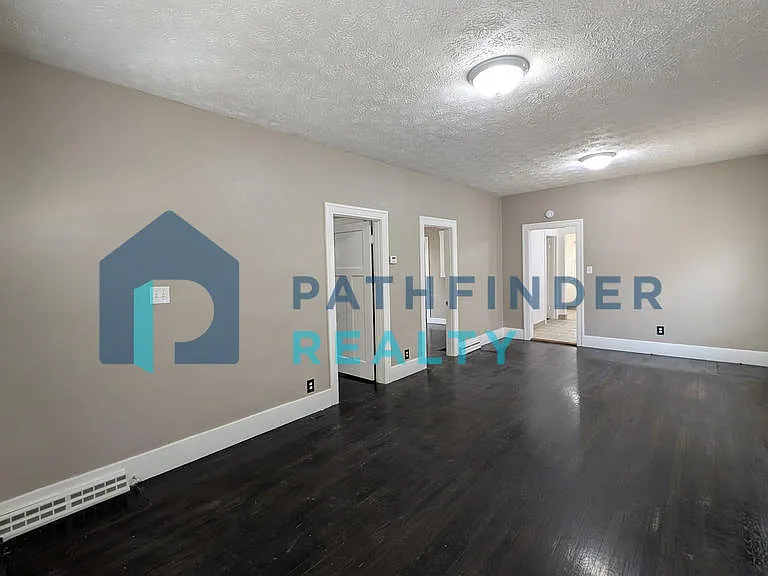 41 S Quentin Ave — Photo 5
