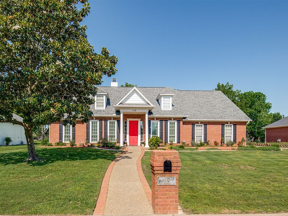1st image of 112 Saint Andrews Cir