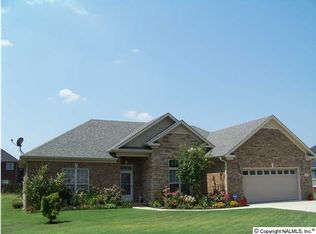 2307 Martinwood Ln SW, Decatur, AL 35603