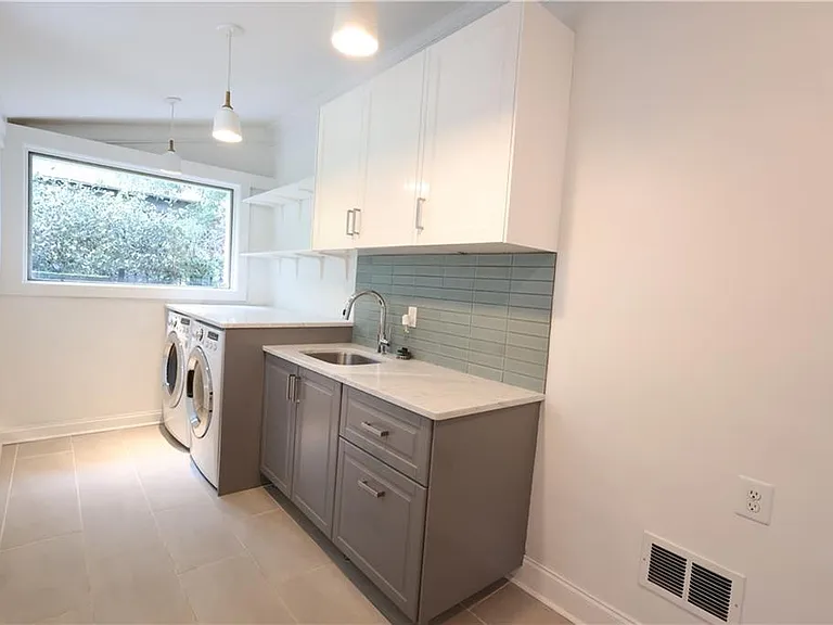 405 Oakdale Rd NE — Photo 38