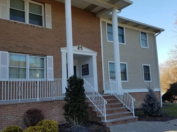 105 Turnpike Unit 24-C, Pequannock, NJ 07440