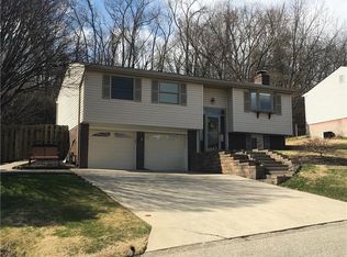 120 Woodward Dr, West Mifflin, PA 15122