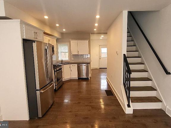 4th image of 1728 N Stillman St