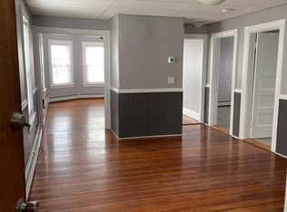 157 Kenyon Ave FLOOR 3, Pawtucket, RI 02861