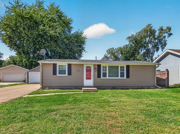 7518 Mildred Rd, Machesney Park, IL 61115