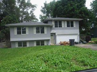 1261 Brandywine Cir, Batavia, IL 60510