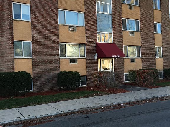 2nd image of 14 Pearl St APT 2