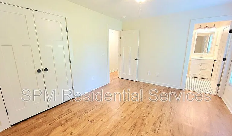 5013 Pine Needle Dr — Photo 15