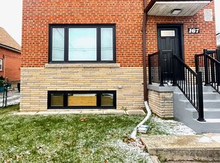 167 Thirtieth St #3, Toronto, ON