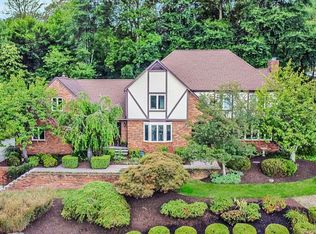 20 Hawthorne Ct, Morristown, NJ 07960