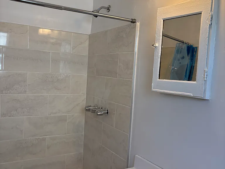 Brevort Hotel -6326 Lexington Ave. — Photo 20