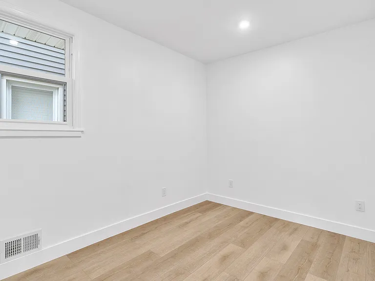 36 Melrose Ave #1 — Photo 11