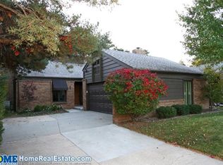 2633 Bishop Ln, Lincoln, NE 68502