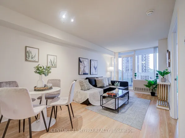 4968 Yonge St #705, Toronto, ON M2N 7G9