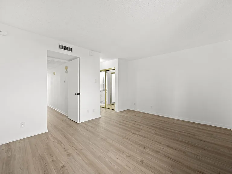 1401 S Federal Hwy #220 — Photo 25