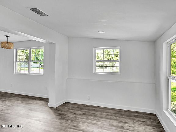 4th image of 3645 MACGREGOR Drive