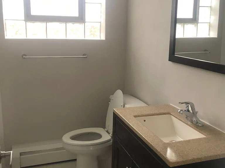 2425 N 79th Ave #1 — Photo 8