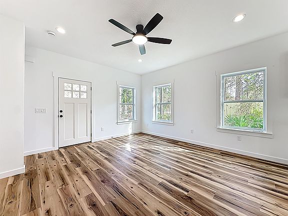 4th image of 4255 Kristen St