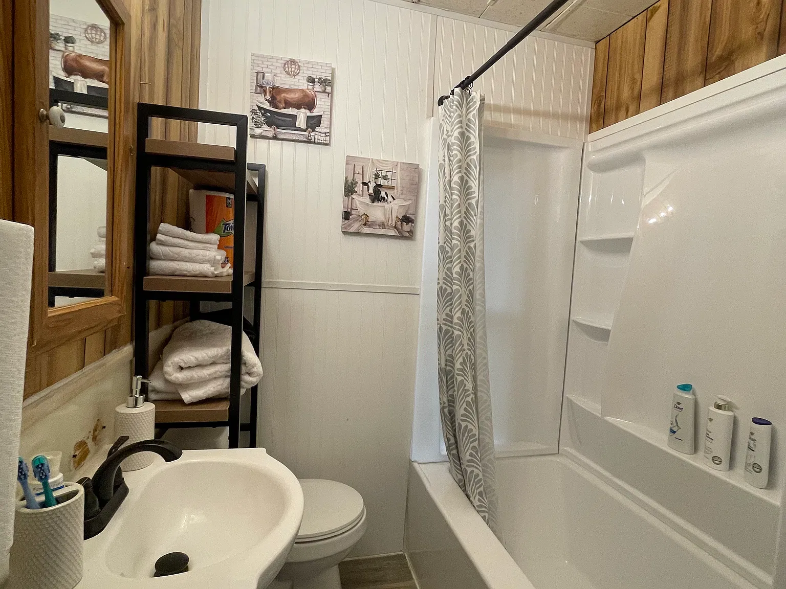 2 bed, $1,400 — Photo 4