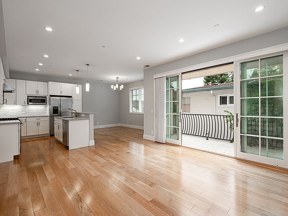 4th image of 436 Laurel St APT 3